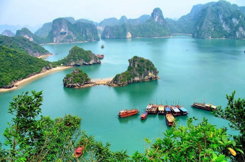 HANOI - HALONG 2 DAYS - NINHBINH PACKAGE TOUR 5 DAYS 4 NIGHTS from 215 USD/person only